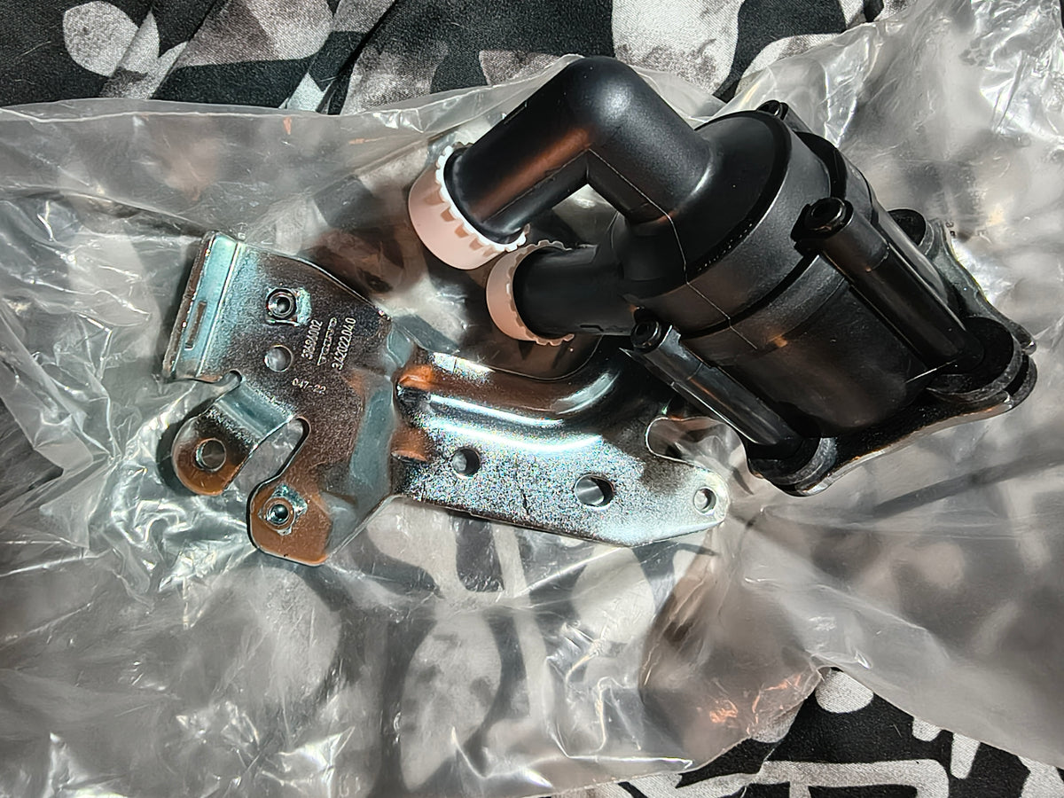 2016-2022 Volvo XC90 Auxiliary Water Pump š»š”