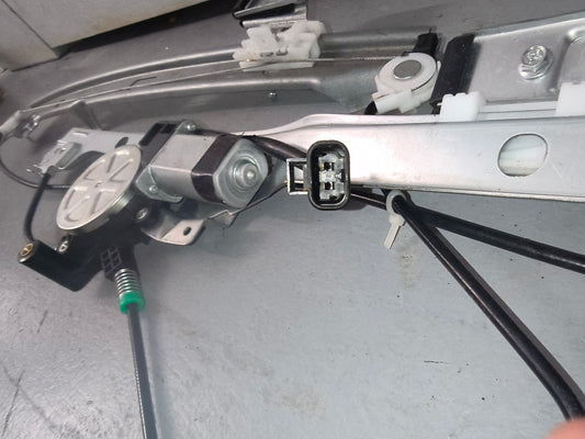 2007–2014 Chevrolet Silverado & GMC Sierra Rear Passenger Side Power Window Regulator 🛠️🚗