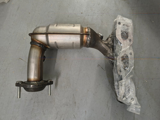 2001-2008 Ford Escape, Mazda Tribute & Mercury Mariner Front Catalytic Converter & Exhaust Manifold Assembly (3.0L V6) 🚘🔩