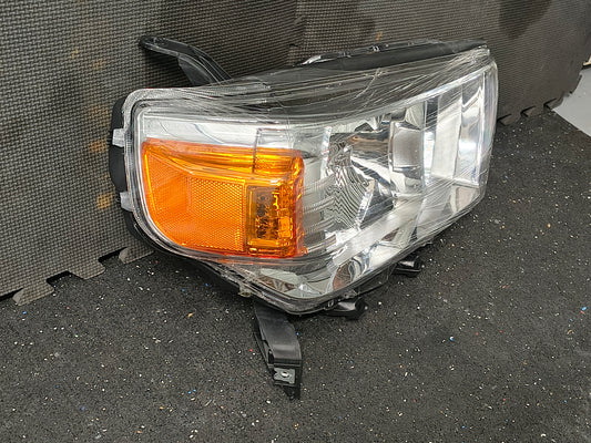 2010โ2013 Toyota 4Runner Passenger Side Halogen Headlight Assembly (SR5 / Limited Models, CAPA Certified) ๐๐ก