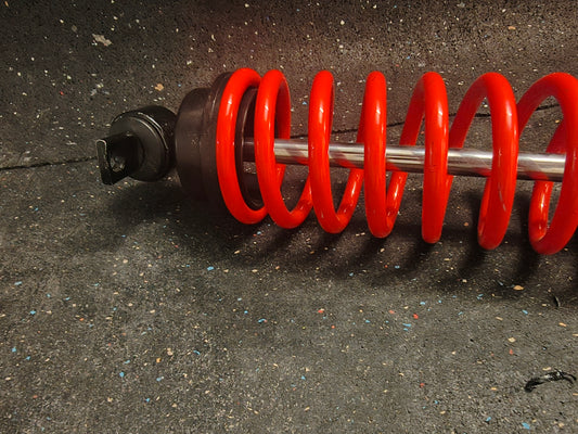1999–2007 Chevy Silverado & GMC Sierra 1500 Gabriel Load Carrier Heavy-Duty Rear Coil Spring Shock (Single) 🚘🏋️