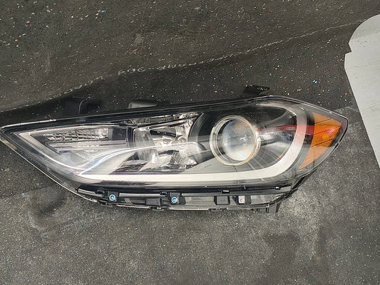 2013–2017 Hyundai Elantra Driver & Passenger Side Halogen Headlight Pair w/ Bulbs 💡🚘