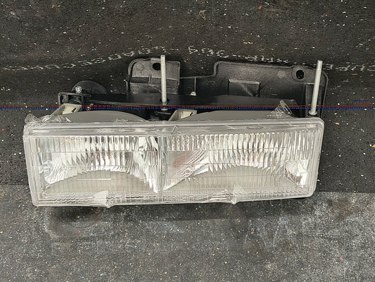 1988–2002 Chevrolet & GMC C/K Trucks & SUVs Driver Side Headlight Assembly 🚘💡