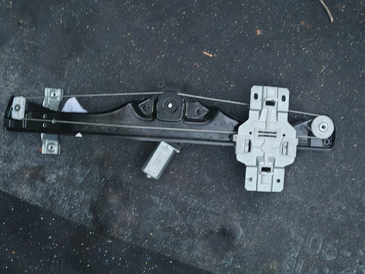 2007–2017 GMC Acadia, Buick Enclave, Chevy Traverse & Saturn Outlook Front Driver Side Power Window Regulator w/ Motor 🪟🚘