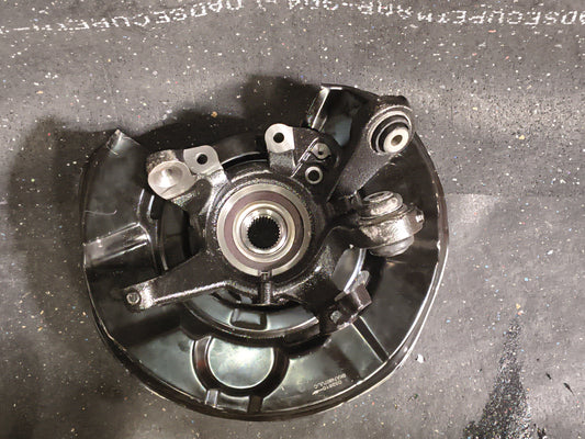 2006–2013 BMW 3 Series Rear Driver Side Steering Knuckle & Hub Bearing Assembly ⚙️🚘