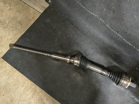 2007–2014 Volvo XC90 Front Passenger Side Axle Assembly (AWD) 🚘⚙️
