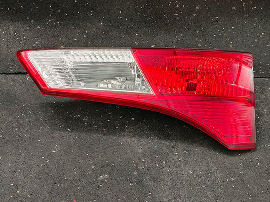 2013–2015 Toyota RAV4 Driver & Passenger Side Inner Liftgate Tail Light Pair 🚨🚘