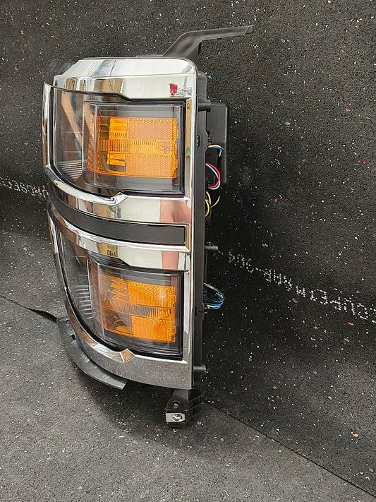 2014–2015 Chevy Silverado 1500 Driver Side Halogen Headlight 🚨🚘