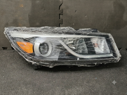2015–2018 Kia Sedona Passenger Side Halogen Headlight Assembly 🚘💡