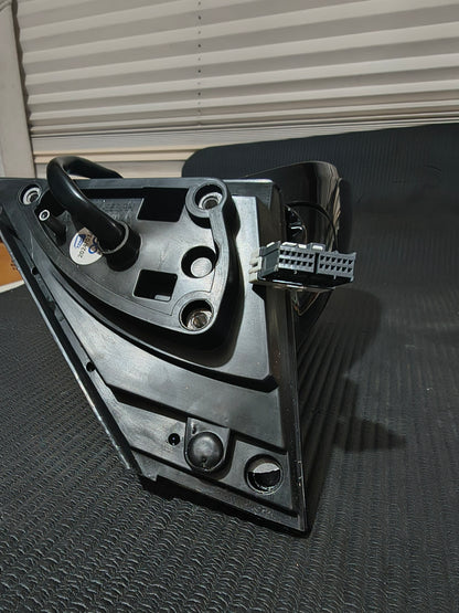 2016-2020 Kia Sorento Passenger Side Power View Mirror Assembly (Paint to Match) 🚘🪞