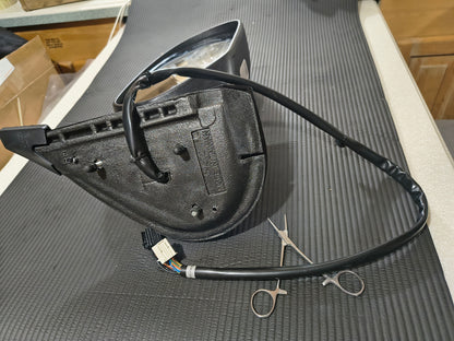 2007–2014 Chevy Silverado & GMC Sierra Passenger Side Power Folding Mirror 🛠️🚗