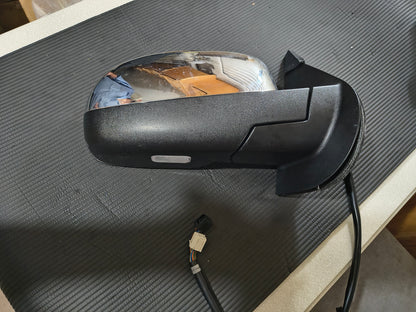2007–2014 Chevy Silverado & GMC Sierra Passenger Side Power Folding Mirror 🛠️🚗