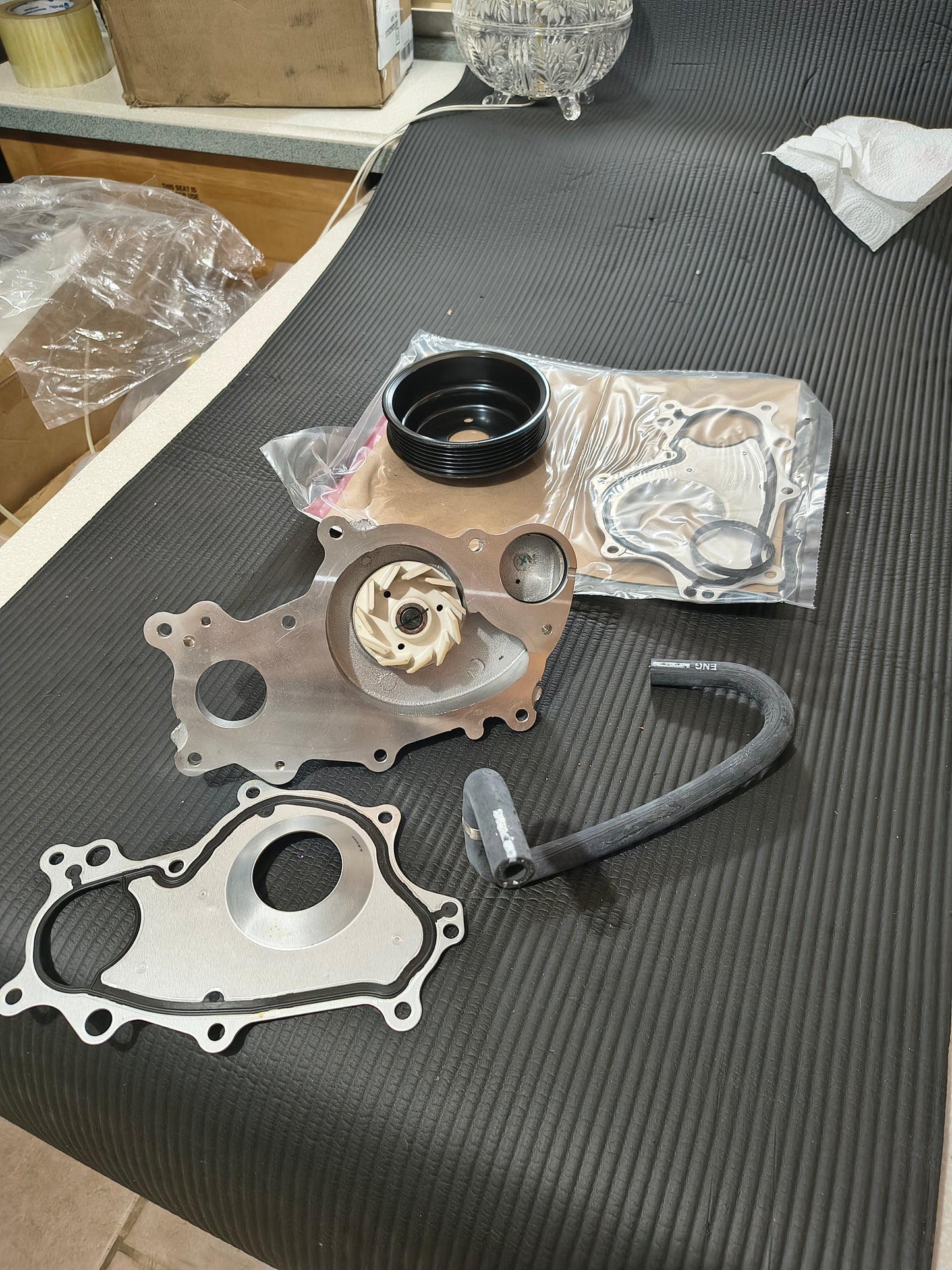2011-2019 Ford F-150 Mustang Transit 150 250 350 3.5L 3.7L V6 Genuine OEM Ford Water Pump w/ Gasket