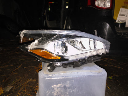 2015-2018 Nissan Murano Passenger Side LED Headlight Assembly 🚘💡