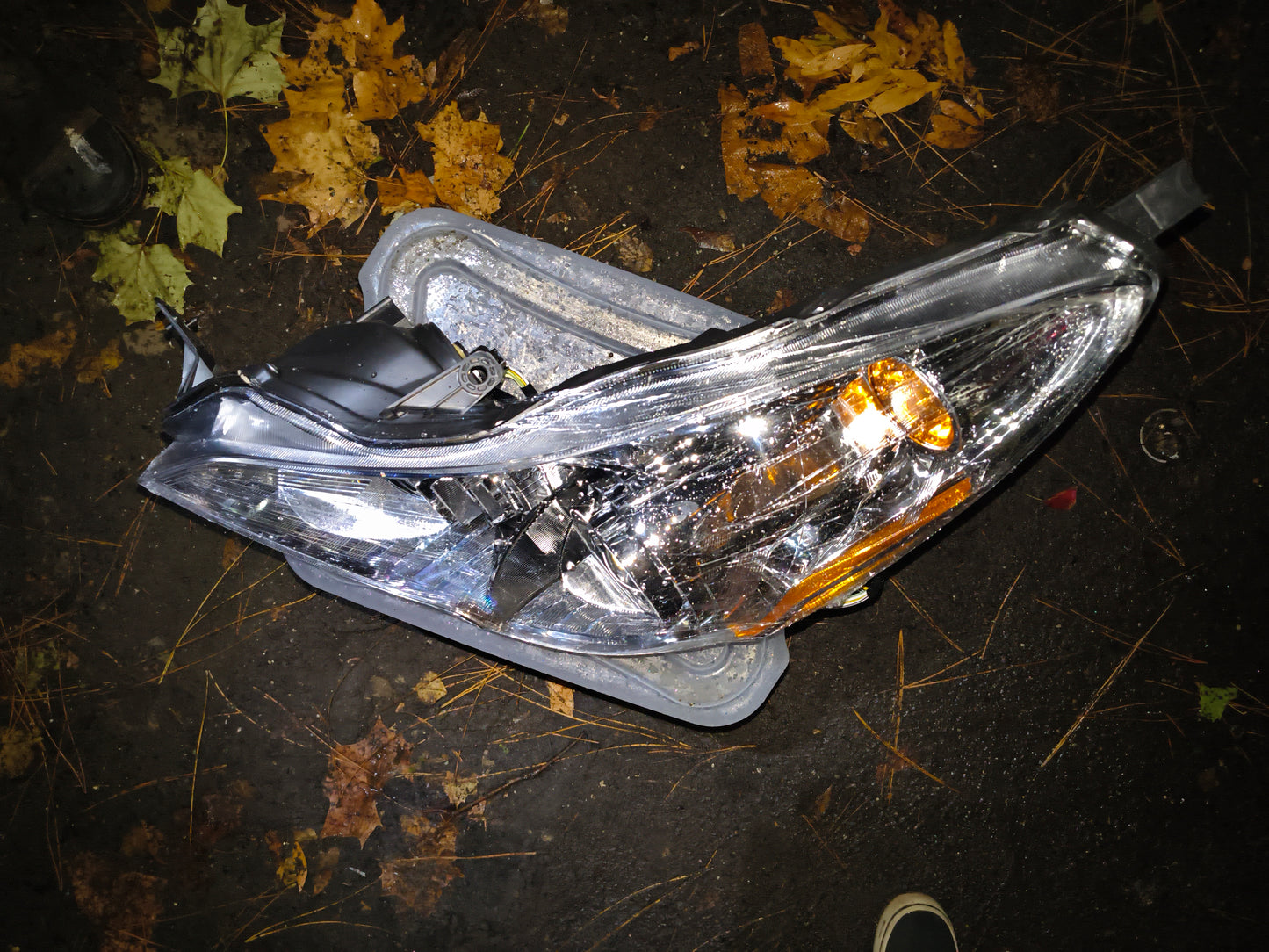 2010-2012 Subaru Legacy / Outback Driver Side Halogen Headlight Assembly 🚗💡