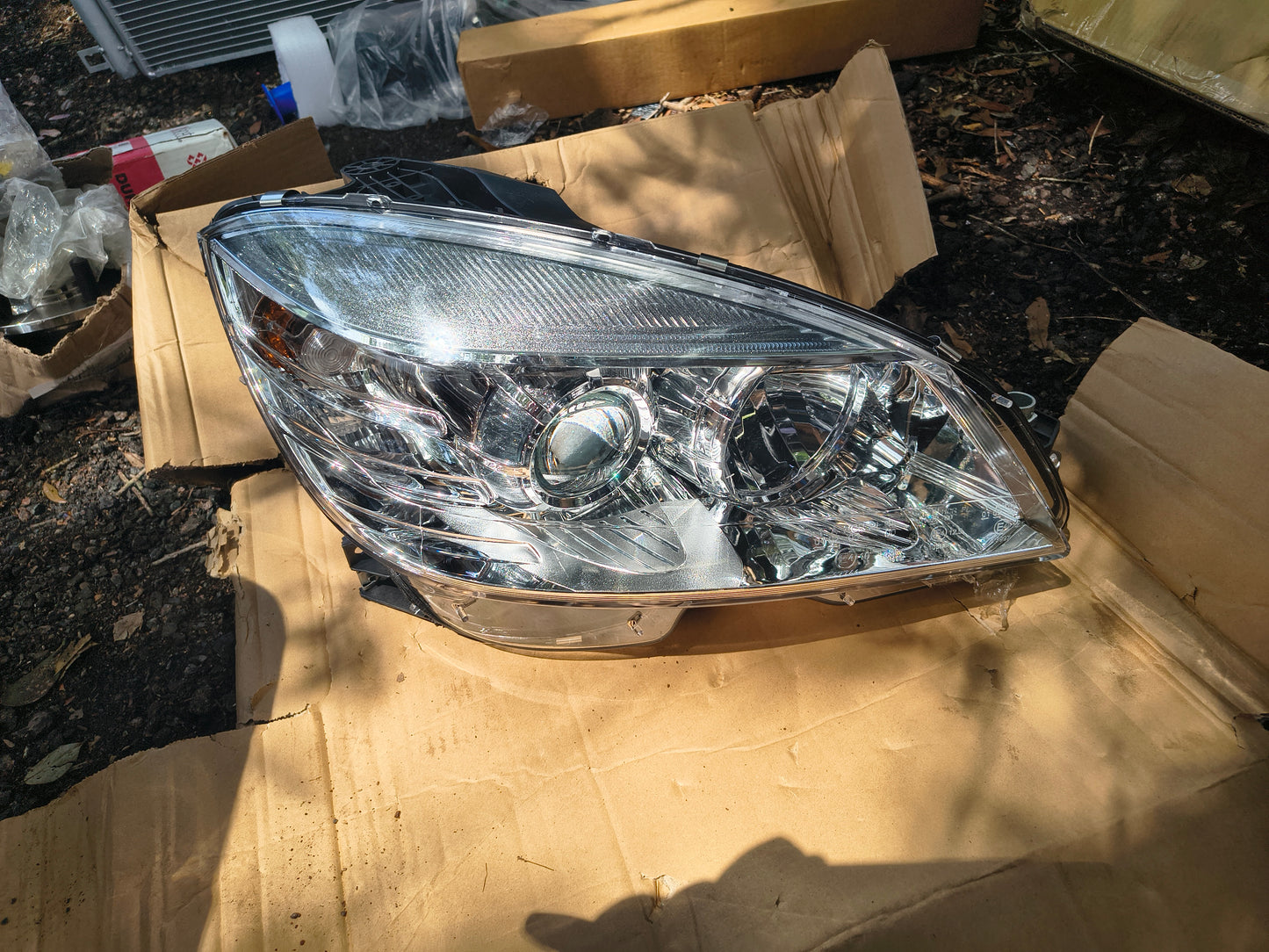 2008-2011 Mercedes-Benz C-Class Passenger Side Halogen Headlight Assembly 🚗💡