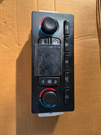 2003-2004 Chevy Silverado / Tahoe / Suburban / GMC Sierra Automatic A/C Heater Climate Control Module 🚗🌡️