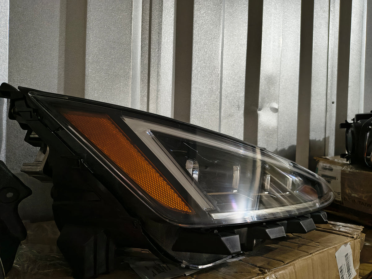 2019-2020 Hyundai Elantra Passenger Side LED Headlight Assembly (RH) 🇰🇷💡