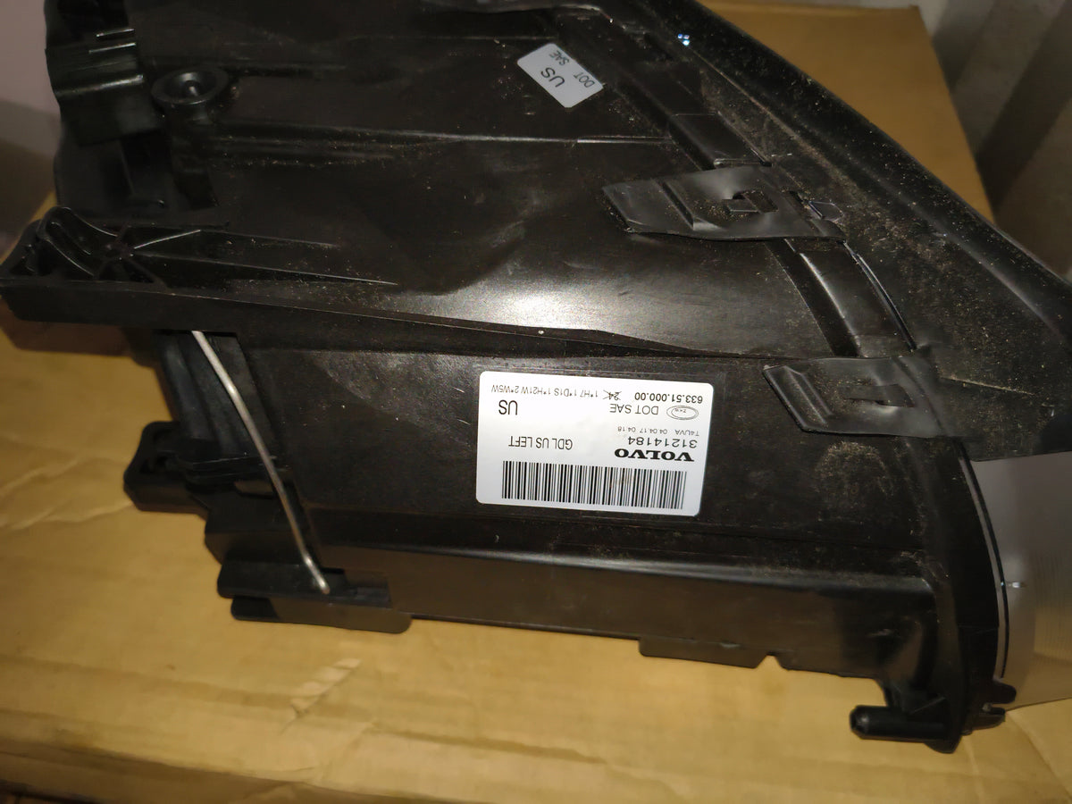 2007-2014 Volvo S80 V70 XC70 Driver Side Active Xenon / HID Headlight Assembly (LH) 🇸🇪💡