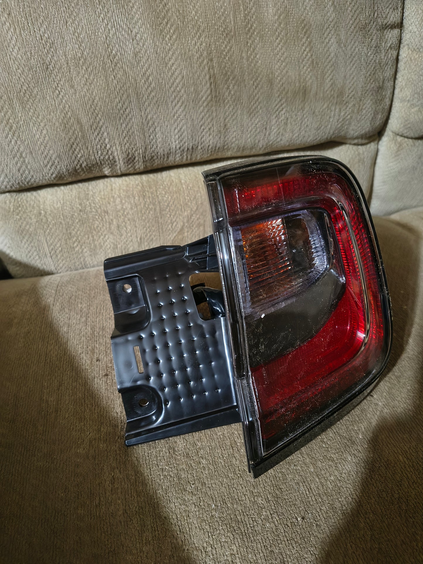 2020-2024 Subaru Outback Passenger Side Outer Tail Light 🛻💡