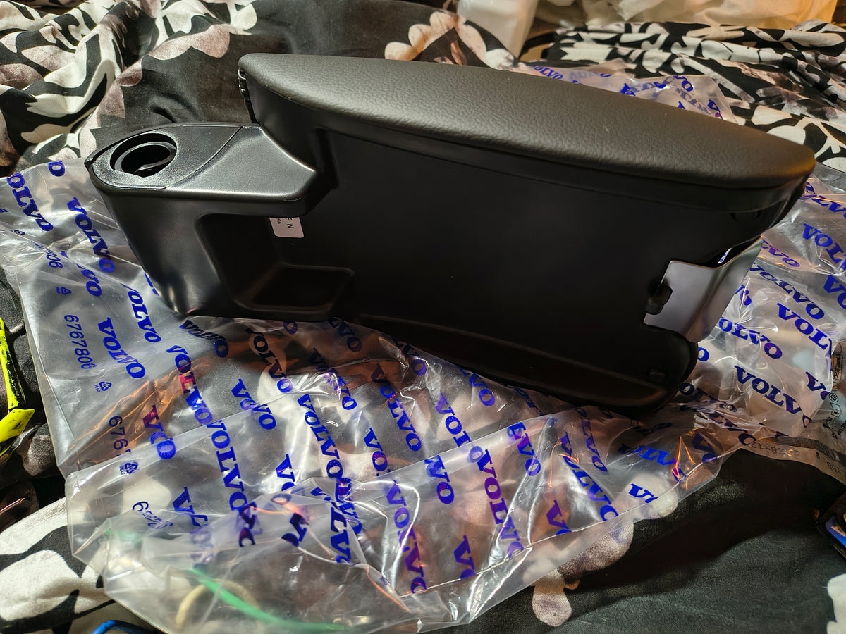 2015-2018 Volvo S60 V60 XC60 Center Console Armrest Lid Cover 🛻💡