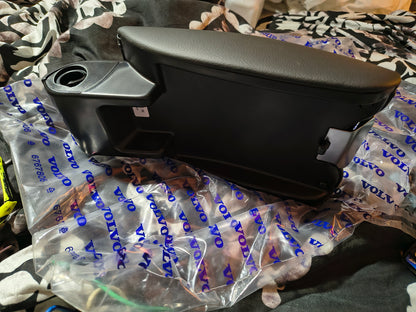 2015-2018 Volvo S60 V60 XC60 Center Console Armrest Lid Cover 🛻💡