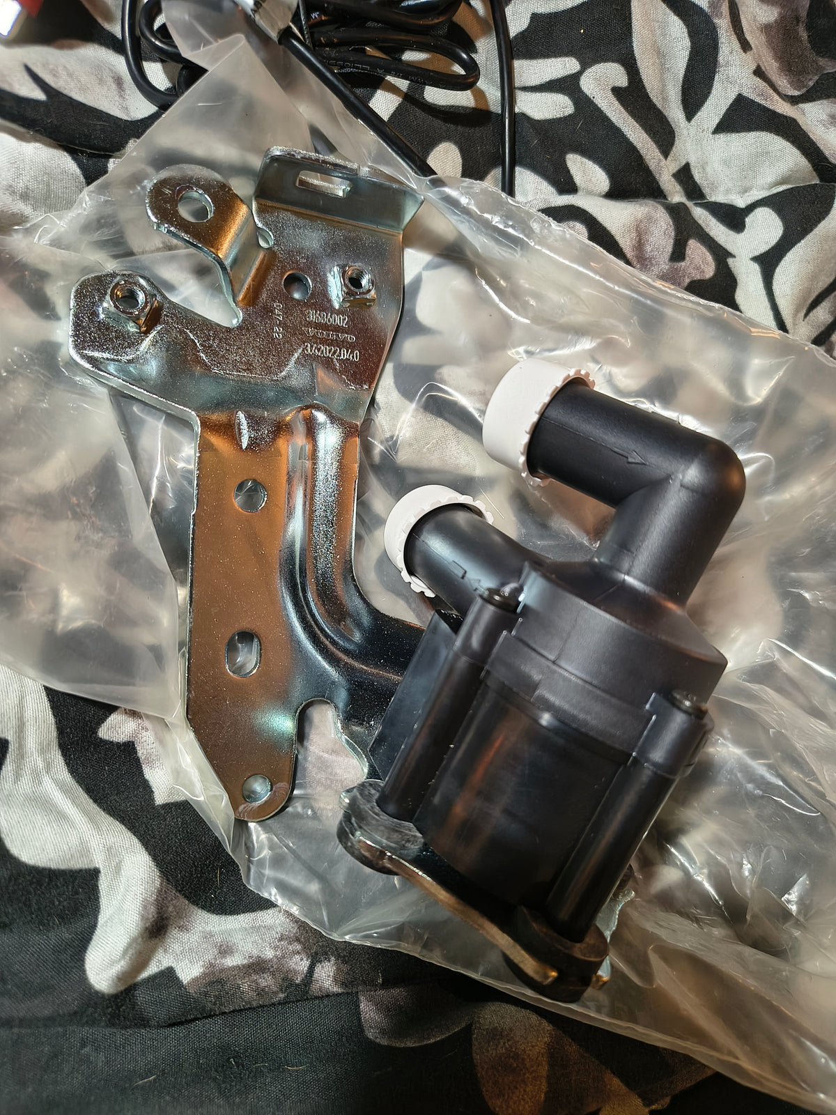 2016-2022 Volvo XC90 Auxiliary Water Pump 🛻💡