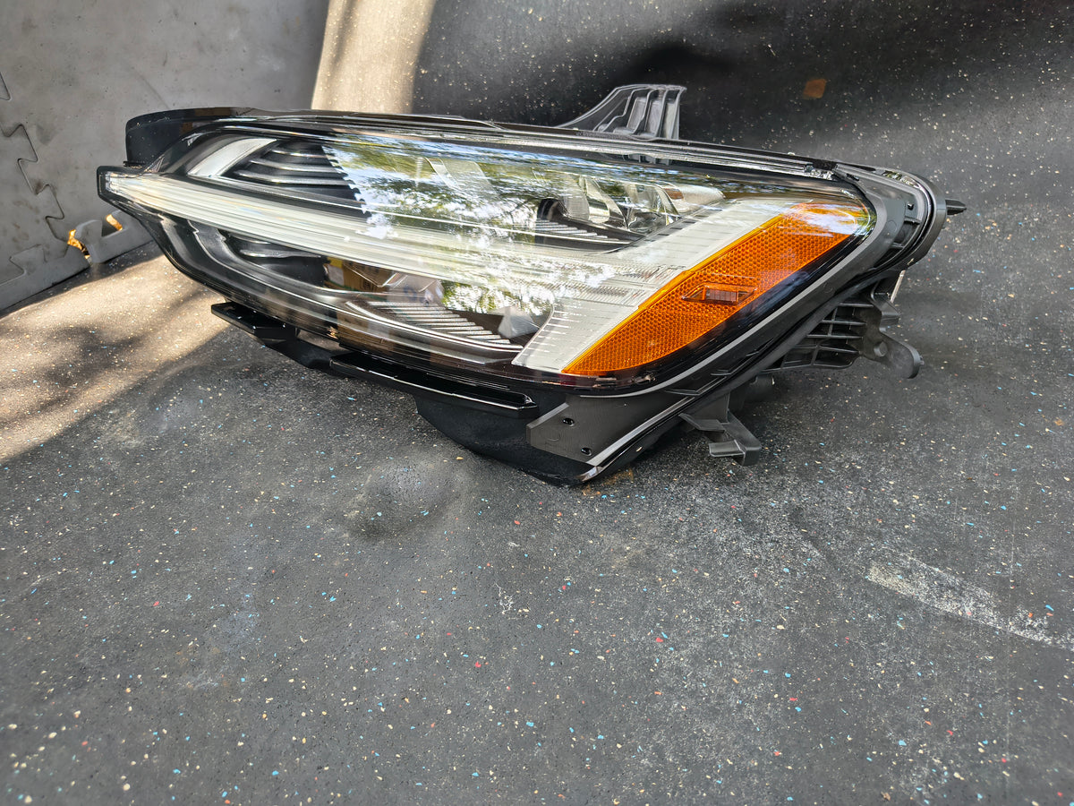 2017-2021 Volvo S90 / V90 & 2020-2021 Polestar 1 Driver Side LED Headlight Assembly (Part # 31655567) 🇸🇪💡 Full LED Headlight Assembly 🚗💡