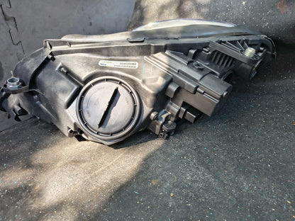2010-2013 Mercedes-Benz E-Class Passenger Side Halogen Headlight 🚗💡