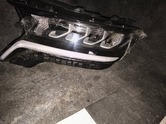 2021-2023 Kia Sorento Passenger Side LED Headlight Assembly (RH) 🚗💡