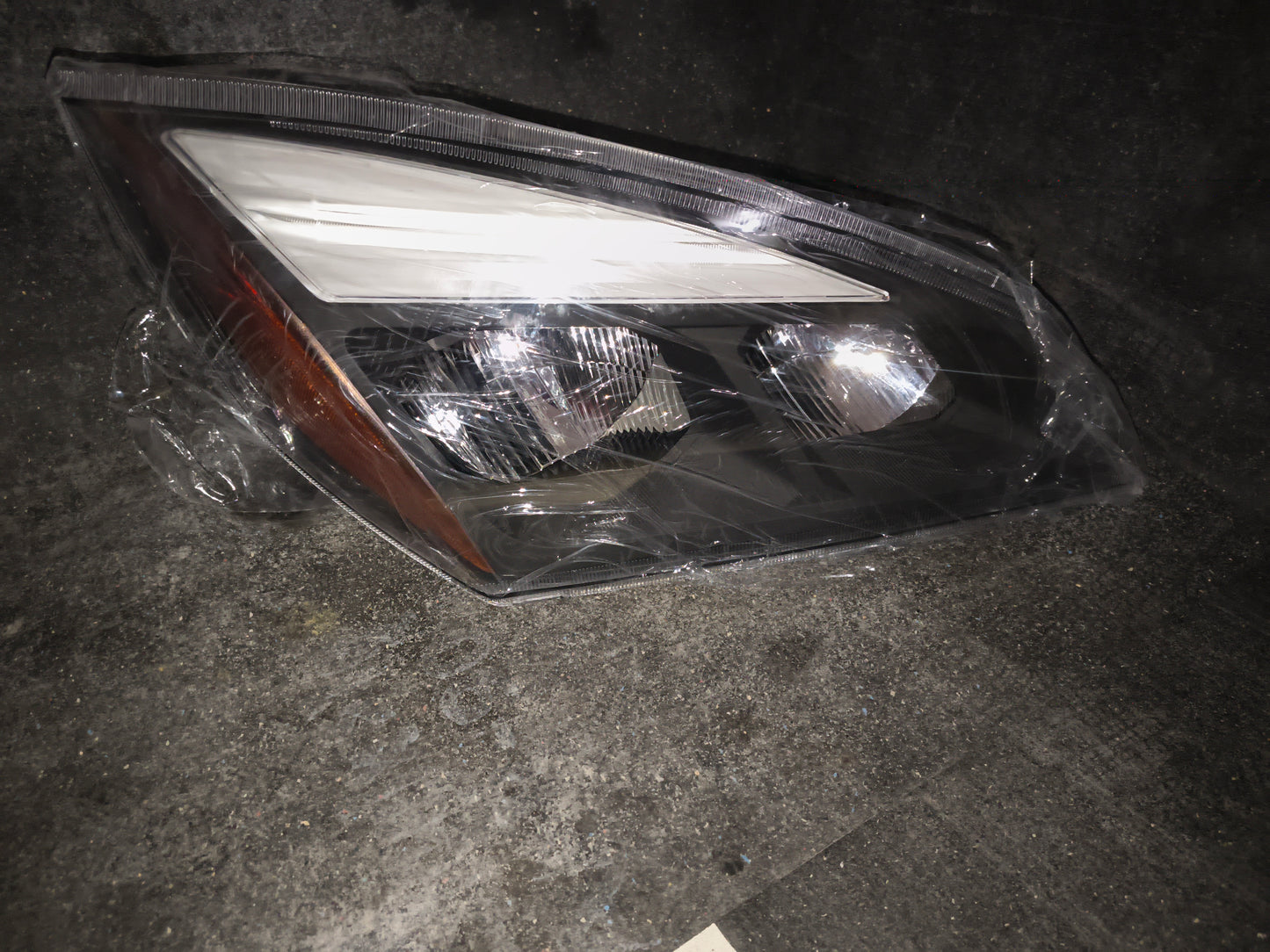 2018-2024 Freightliner Cascadia Passenger Side LED Headlight (RH) 🚛💡