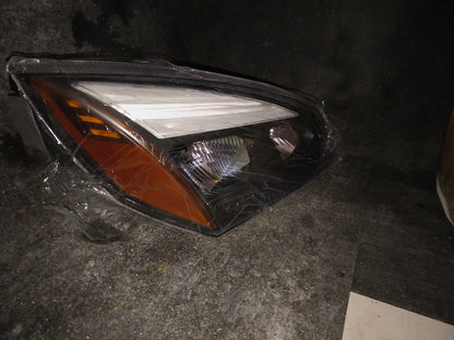 2018-2024 Freightliner Cascadia Passenger Side LED Headlight (RH) 🚛💡