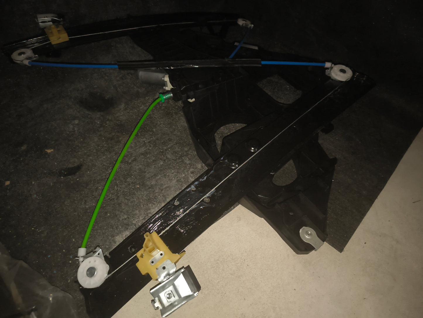 2007-2017 Ford Expedition & Lincoln Navigator Front Passenger Side Power Window Regulator w/ Motor (RH) 🚙🪟