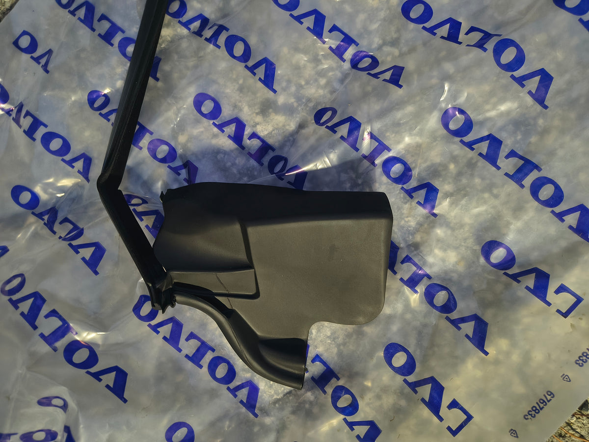 2006-2013 Volvo C70 Genuine Driver Side Front Outer Door Belt Molding / Weatherstrip (OEM 31256622) 🇸🇪🚗
