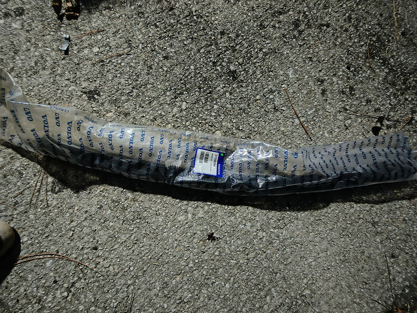 2006-2013 Volvo C70 Genuine Front Door Window Belt Weatherstrip Seal (OEM 31256254) 🇸🇪🚗