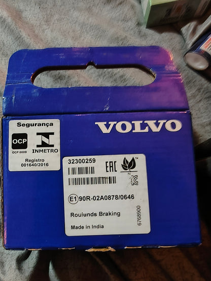 Volvo Genuine Rear Disc Brake Pad Set (OEM 32300259 / Replaces 31317482) 🇸🇪🛑