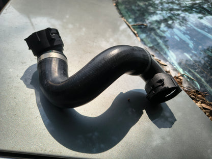 2009-2013 BMW 328i xDrive / 328i Lower Radiator Coolant Hose (APRH0113) 🚗❄️