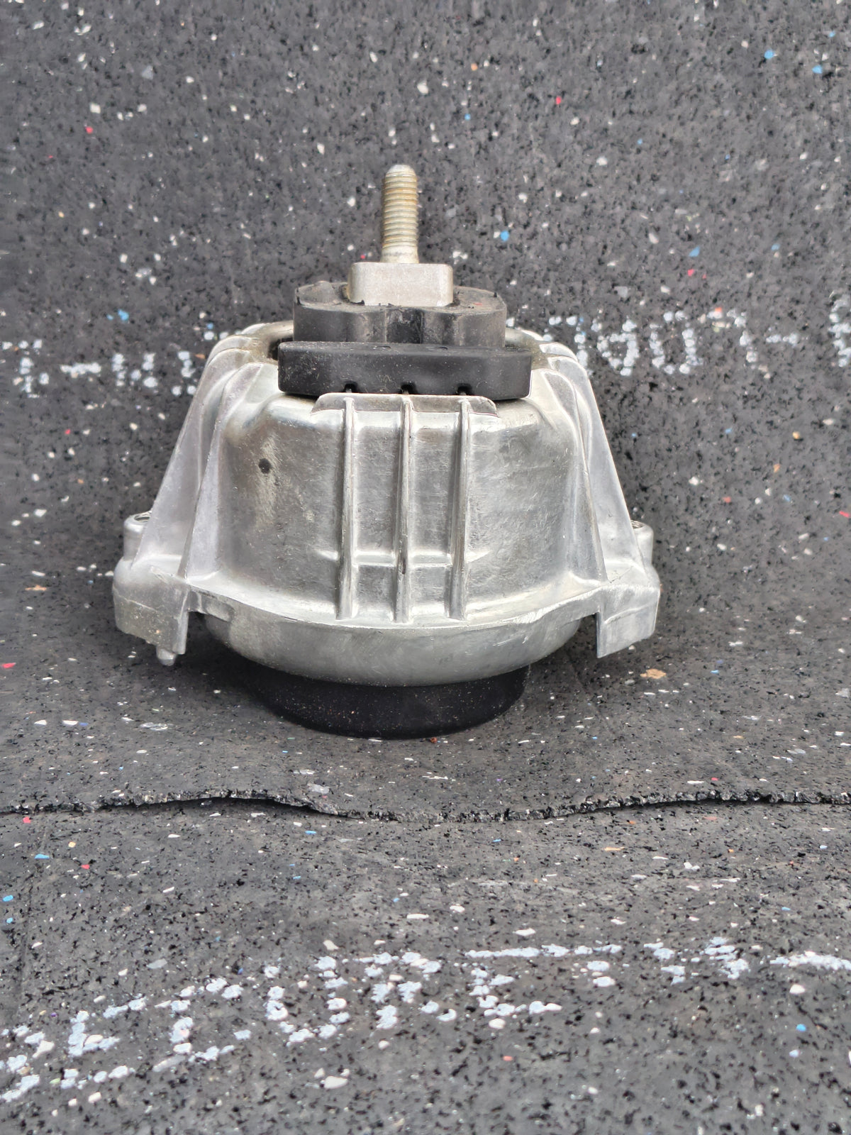 2006-2013 BMW 1 & 3 Series / X1 / Z4 Driver Side Hydro Engine Motor Mount 🚘⚙️