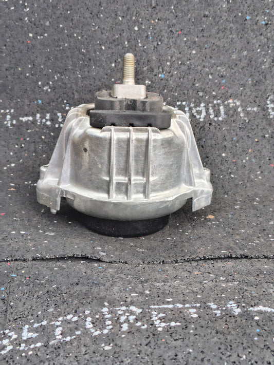 2006-2013 BMW 1 & 3 Series / X1 / Z4 Driver Side Hydro Engine Motor Mount 🚘⚙️
