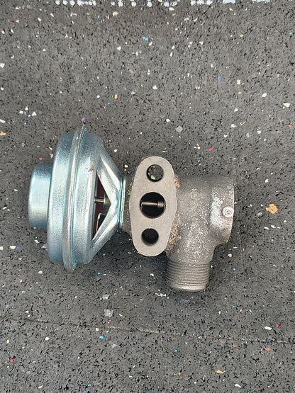 1992-2001 Toyota Camry & Celica 2.2L 4-Cyl Engine EGR Valve w/ Gasket (Part # JRT50920001) ⚙️🚗