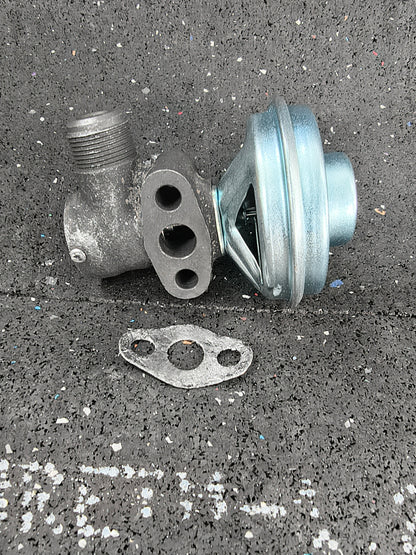 1992-2001 Toyota Camry & Celica 2.2L 4-Cyl Engine EGR Valve w/ Gasket (Part # JRT50920001) ⚙️🚗
