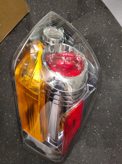 2007-2009 Nissan Altima Driver Side Halogen Tail Light w/ Bulb 🚗🚨
