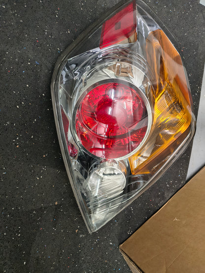 2007-2009 Nissan Altima Driver Side Halogen Tail Light w/ Bulb 🚗🚨