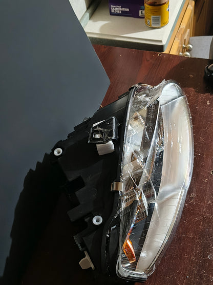2005–2009 Audi A4 Passenger Side Halogen Headlight 🛠️🚗