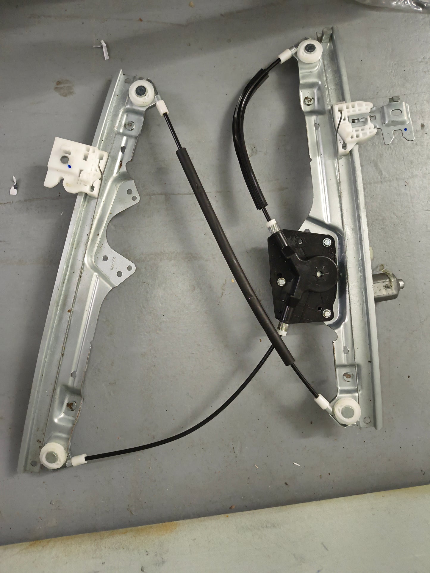 2007–2012 Nissan Sentra Front Driver Side Power Window Regulator 🛠️🚗