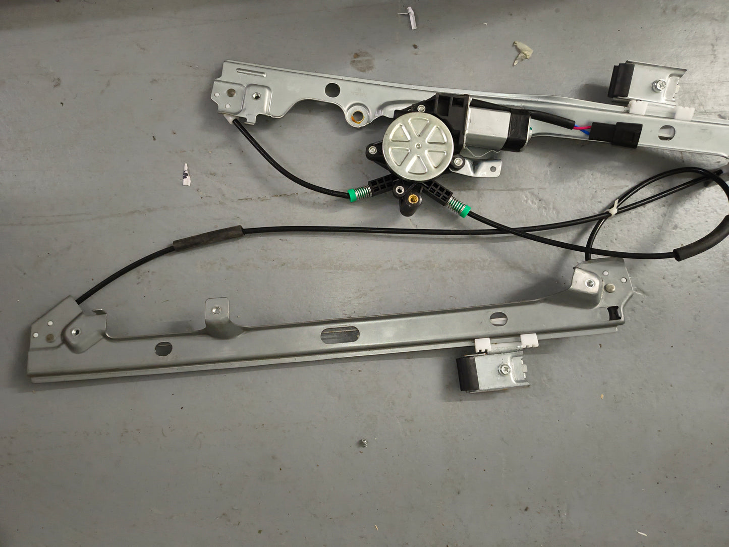 2007–2014 Chevrolet Silverado & GMC Sierra Rear Passenger Side Power Window Regulator 🛠️🚗