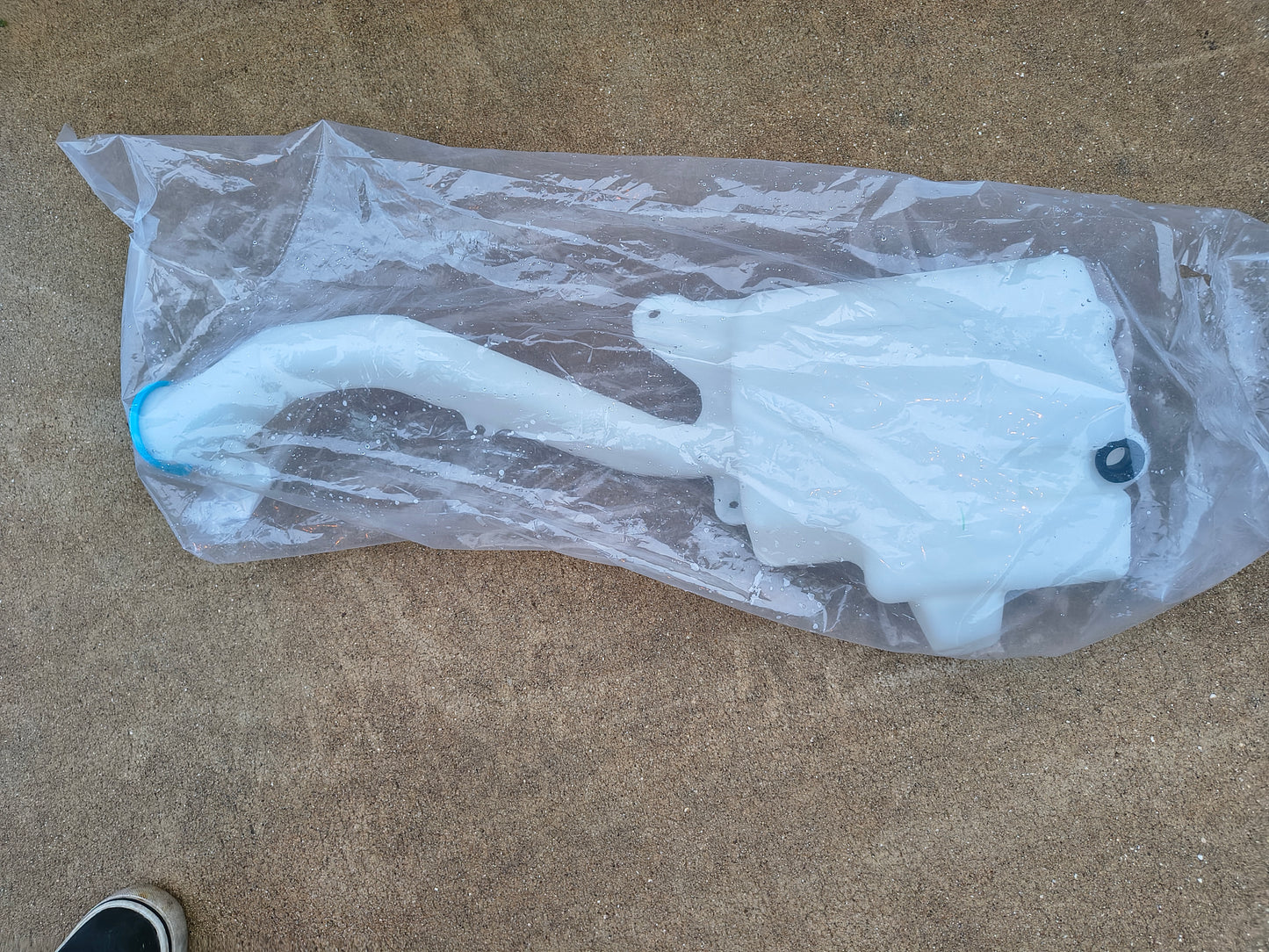 2003–2011 Honda Element Windshield Washer Reservoir Tank 🛠️🚗