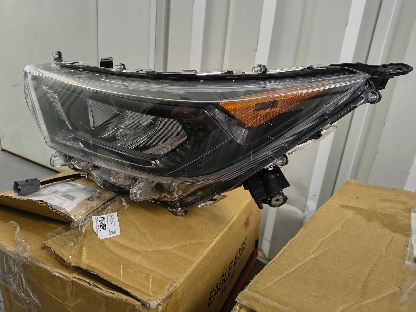 2019-2021 Toyota RAV4 Driver Side LED Headlight 🛻💡