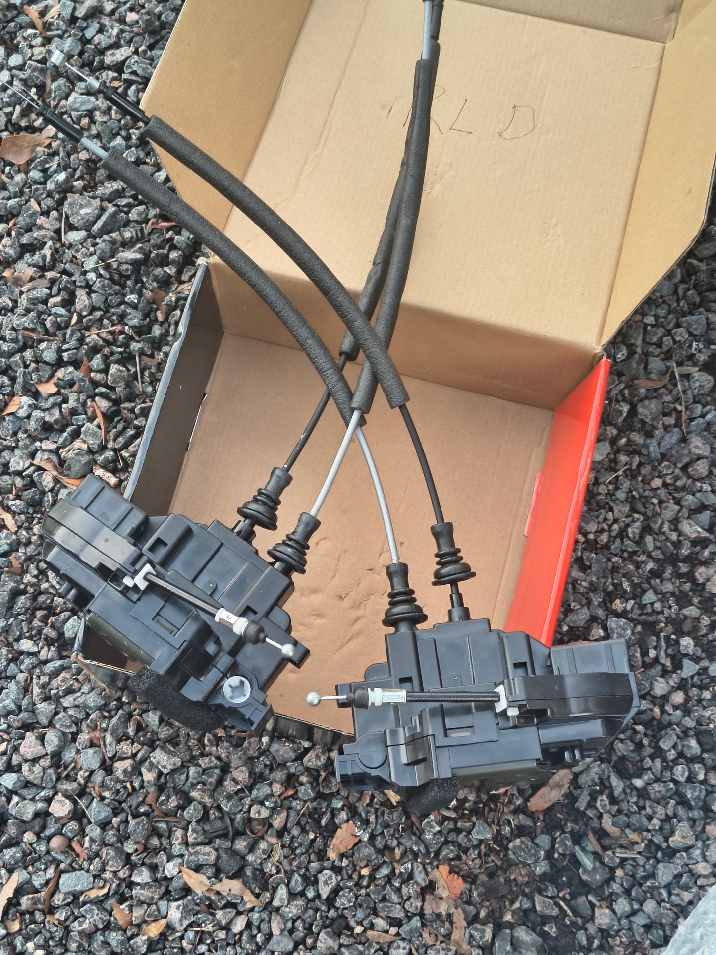 2006-2007 Hyundai Azera Front Door Lock Actuators Pair Set of 2 🚘🔒