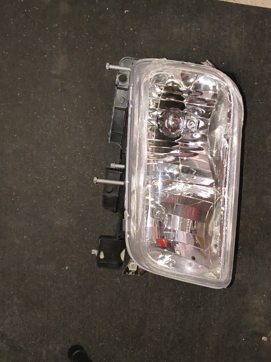1992-2000 GMC Yukon & 1999-2000 Cadillac Escalade Driver Side Headlight Assembly with Bulb 🚘💡
